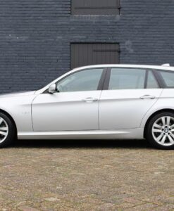Autoservice Bas Stalpers BMW 3-serie Touring - 325i High Executive LCI volledig onderhouden