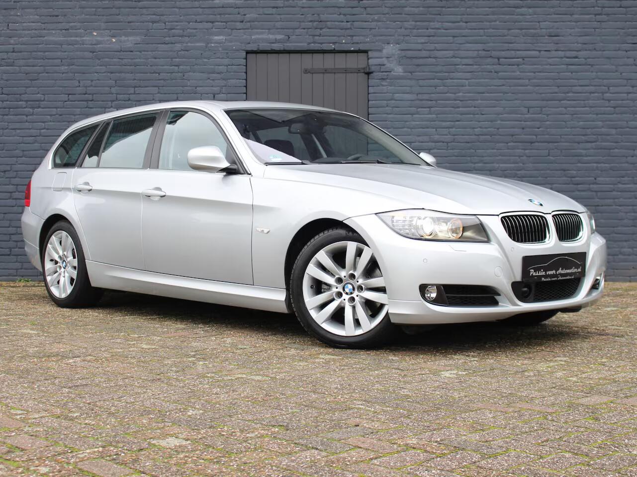 Autoservice Bas Stalpers BMW 3-serie Touring - 325i High Executive LCI volledig onderhouden