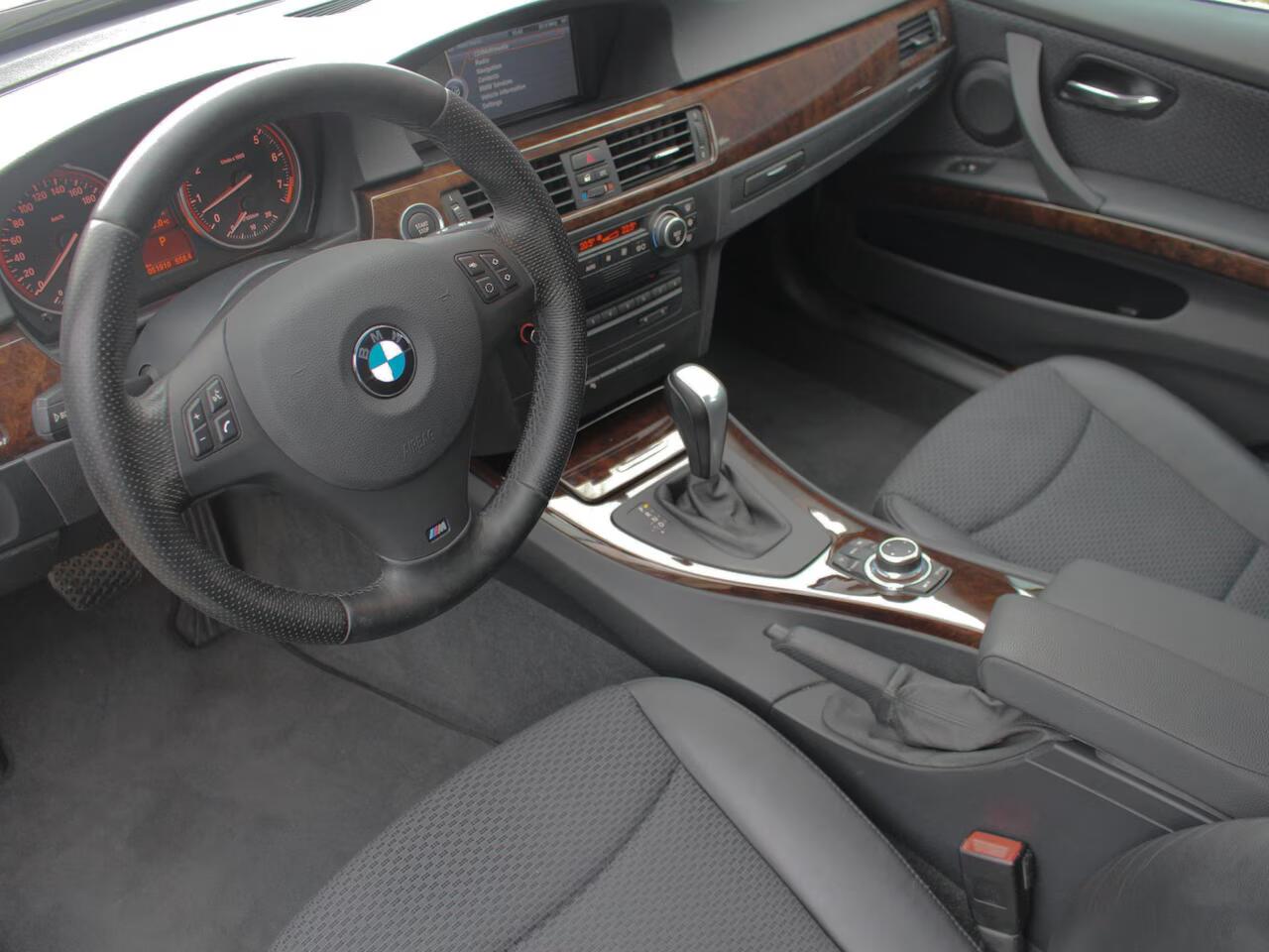 Autoservice Bas Stalpers BMW 3-serie Touring - 325i High Executive LCI volledig onderhouden